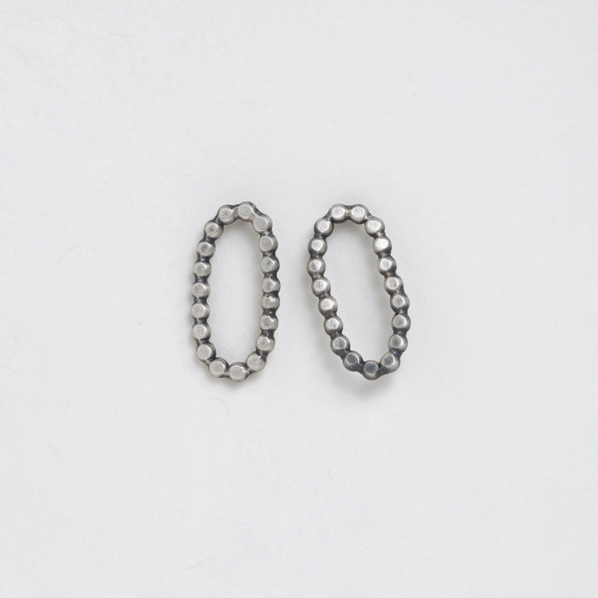 Beaded Oval